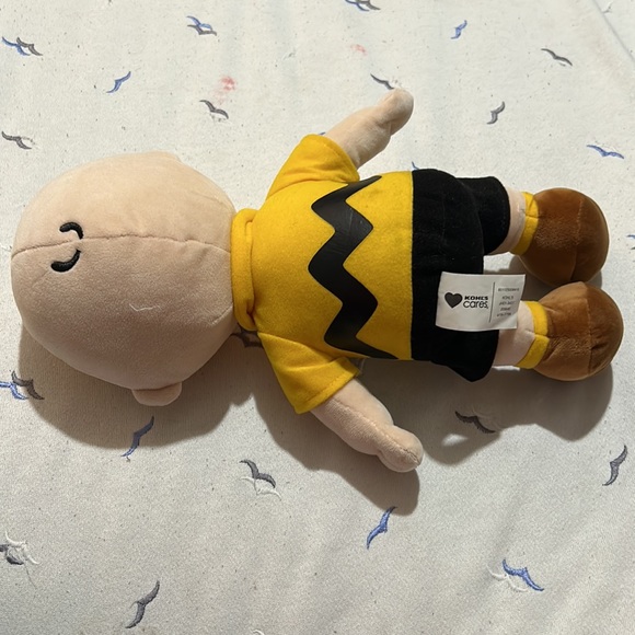 Charlie Brown kohl’s cares soft plush - Picture 8 of 8